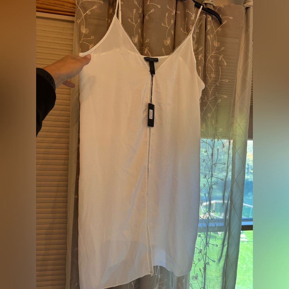 NWT Samantha Chang New York slip chemise